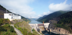 大朝山水電站廠房橋機、尾水臺車控制系統(tǒng)電氣設備順利驗收出廠
